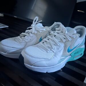 Nike Air Force Blue and White/ Size 6